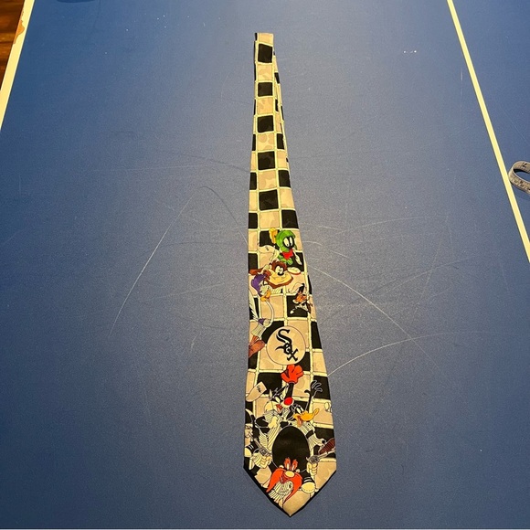 Vintage 1993 Toons Baseball MLB Sox Silk Tie - Picture 1 of 7